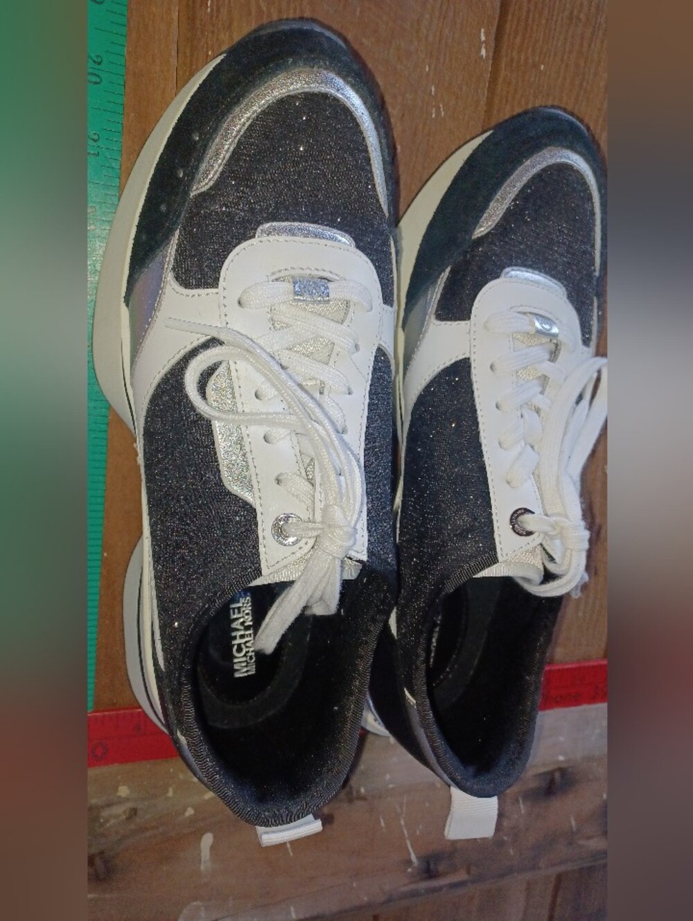 Michael Kors 8.5 Black & White New Lace-Up Sneakers Preppy Posh